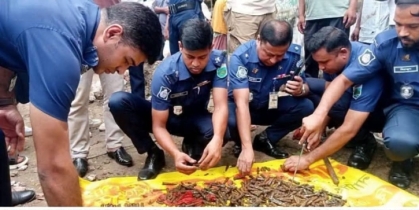বগুড়ায় ড্রেন খননে ৩৩৪ রাউন্ড গুলি উদ্ধার